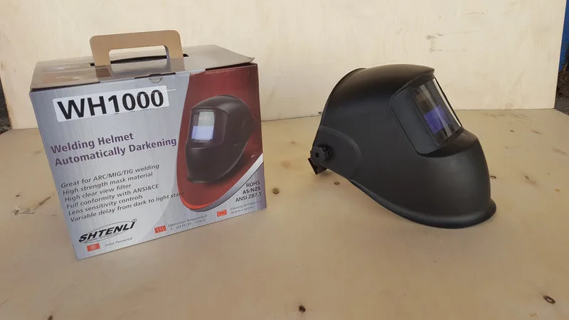Маска сварщика без регулировок WH 1000