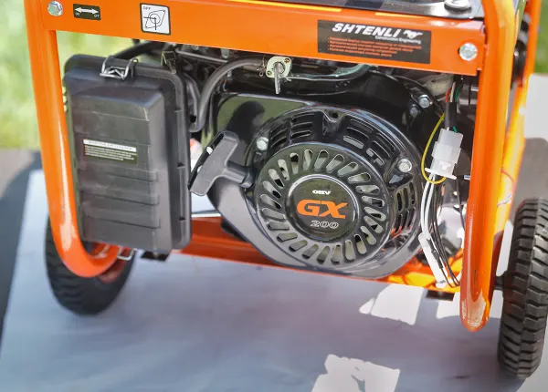 Бензогенератор Shtenli 4400 Pro (4,2 кВт) две розетки 220В — фото 4