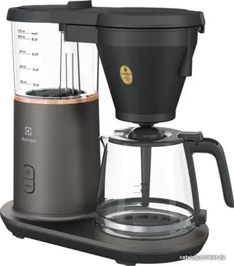 Капельная кофеварка Electrolux Explore 7 E7CM1-4MTM