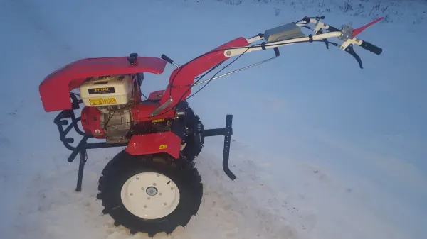 Мотоблок PROFI 1800 18л.с./бензин с ВОМ + дифференциалы (c бардачком, металл. капот, 2 фары) — фото 4