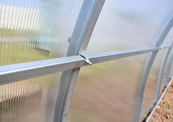 Теплица «СпецПрофРесурс» 40Ц-0,67 6х3х2 (металл 1мм, поликарбонат 4мм) — фото 5
